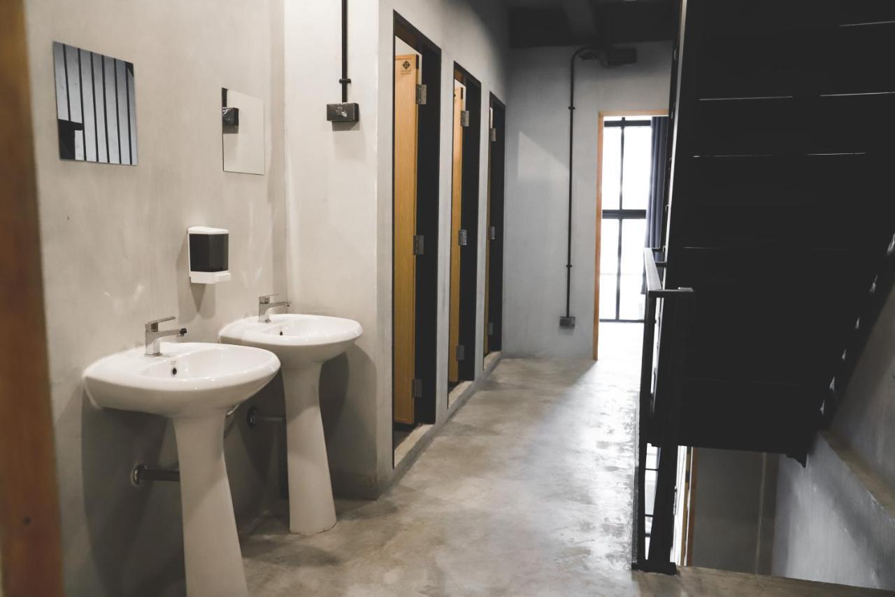 The Cube Hostel Khaosan 방콕 외부 사진